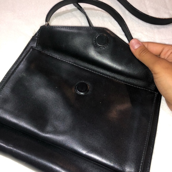 GENUINE LEATHER CROSSBODY/WRISTLET PURSE - Picture 2 of 11